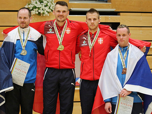 Mistrovstv svta v kuelkch 2016 – medailist ze sprintu (Pavel Jirouek vpravo)